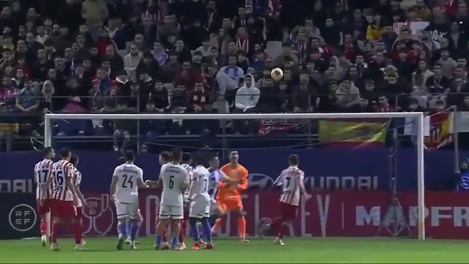 68分钟3-0！朱婷16分获单场最佳，科内利亚诺欧冠23连胜冲世俱杯