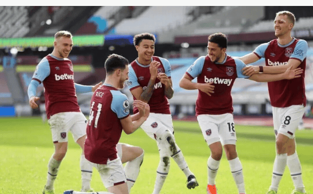 NBA最佳阵容公布：湖人球员入选,