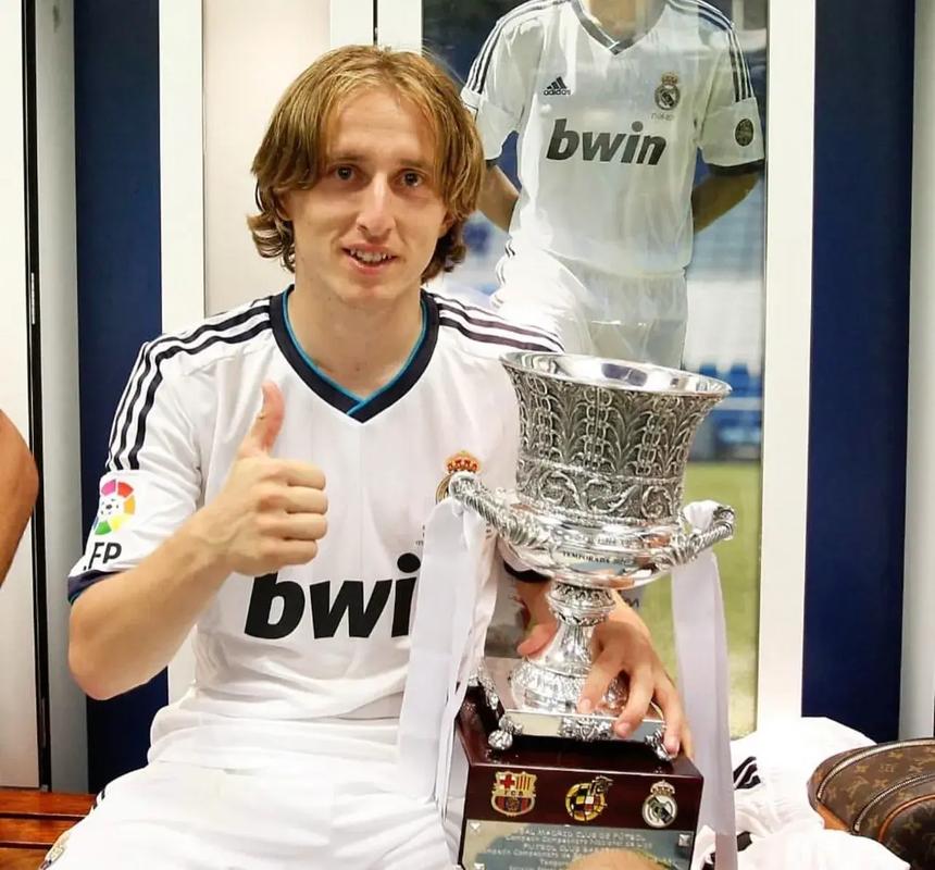 半场战报：国安2-0梅州，法比奥梅开二度